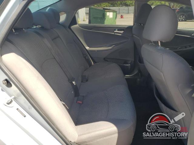 5NPEB4ACXCH381556 2012 HYUNDAI SONATA photo no. 10