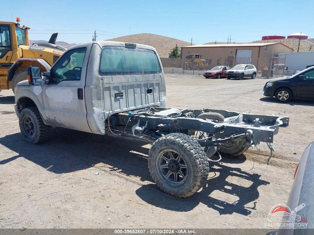 1FTRF3BT7GEA15090 2016 FORD F-350 photo no. 3