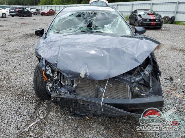 2T1BURHEXJC031751 2018 TOYOTA COROLLA photo no. 5