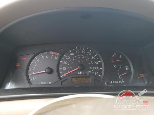 2T1BR32E36C633227 2006 TOYOTA COROLLA photo no. 9