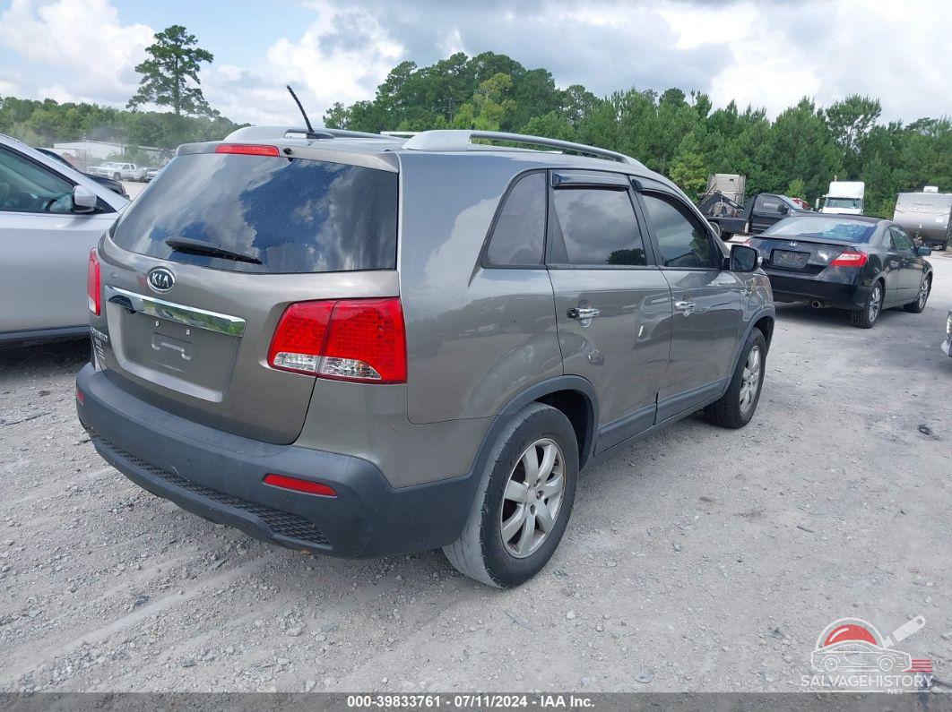 5XYKT4A69DG371409 2013 KIA SORENTO photo no. 4