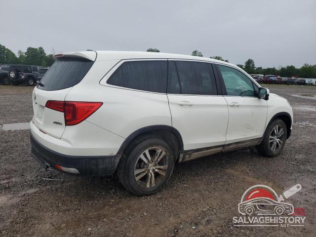 5FNYF6H56JB042258 2018 HONDA PILOT photo no. 3