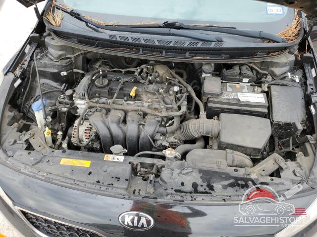 KNAFX5A87H5673662 2017 KIA FORTE photo no. 11