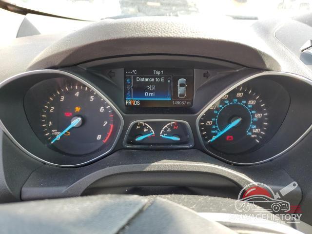 1FMCU9G94FUA62167 2015 FORD ESCAPE photo no. 9