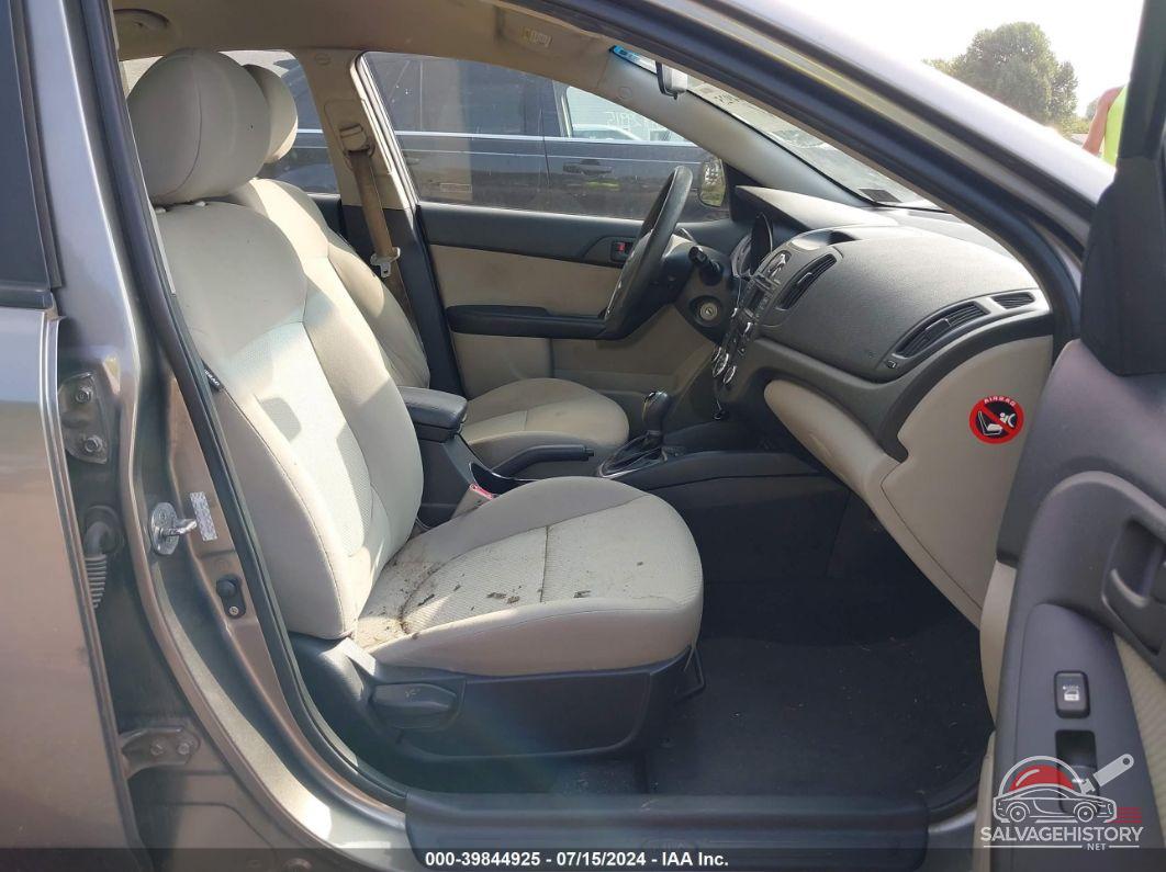 KNAFU4A22C5636946 2012 KIA FORTE photo no. 5