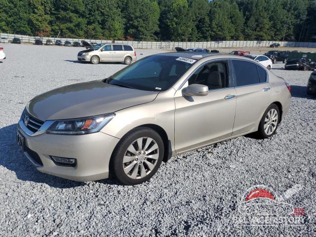 1HGCR2F88DA269747 2013 HONDA ACCORD photo no. 8