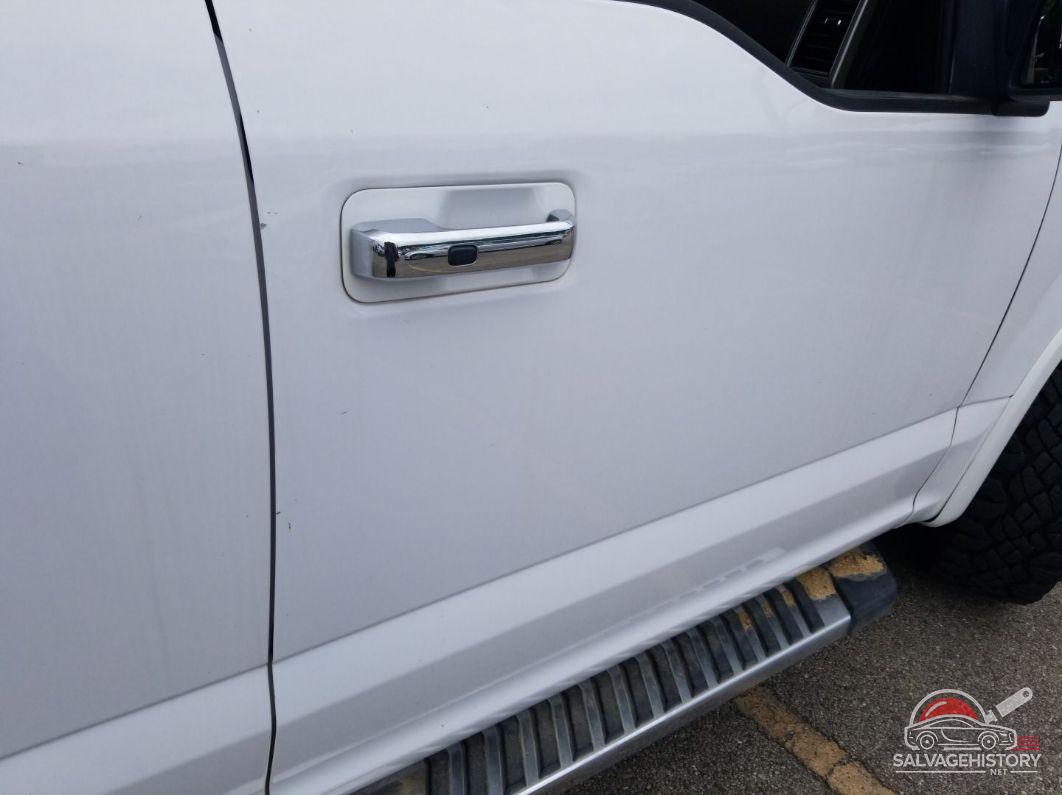 1FTFW1E57JKF17708 2018 FORD F150 photo no. 9