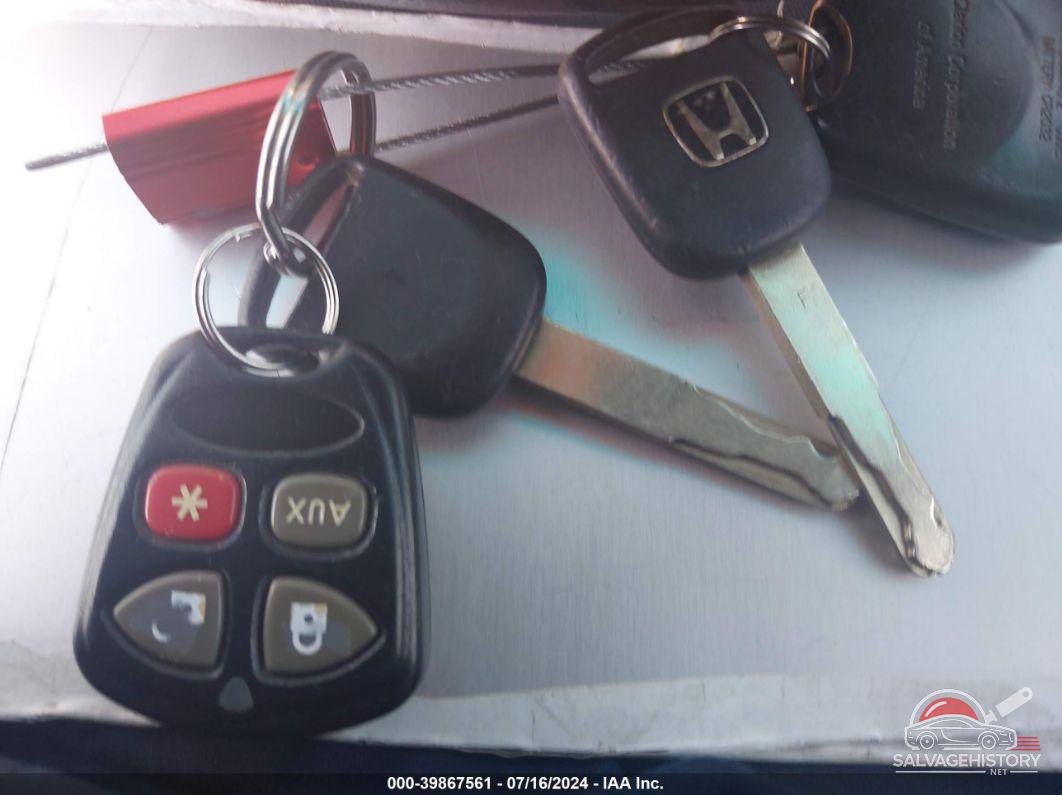 5FNRL18584B110113 2004 HONDA ODYSSEY photo no. 11