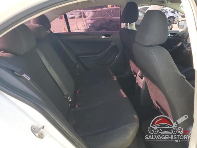 3VW167AJ9GM390796 2016 VOLKSWAGEN JETTA photo no. 10