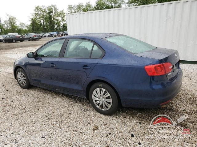 3VW2K7AJ3DM311750 2013 VOLKSWAGEN JETTA photo no. 2