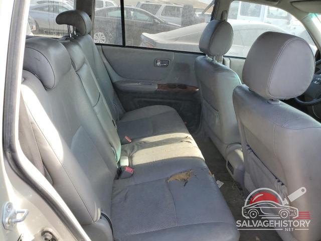 JTEDP21A040042251 2004 TOYOTA HIGHLANDER photo no. 10