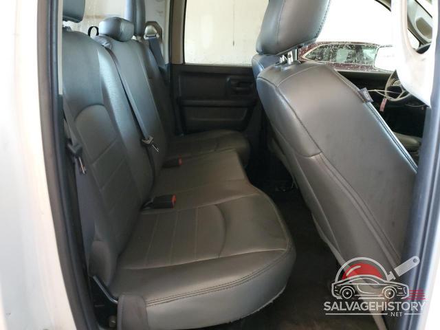 1C6RR6FG4KS603715 2019 RAM 1500 photo no. 10