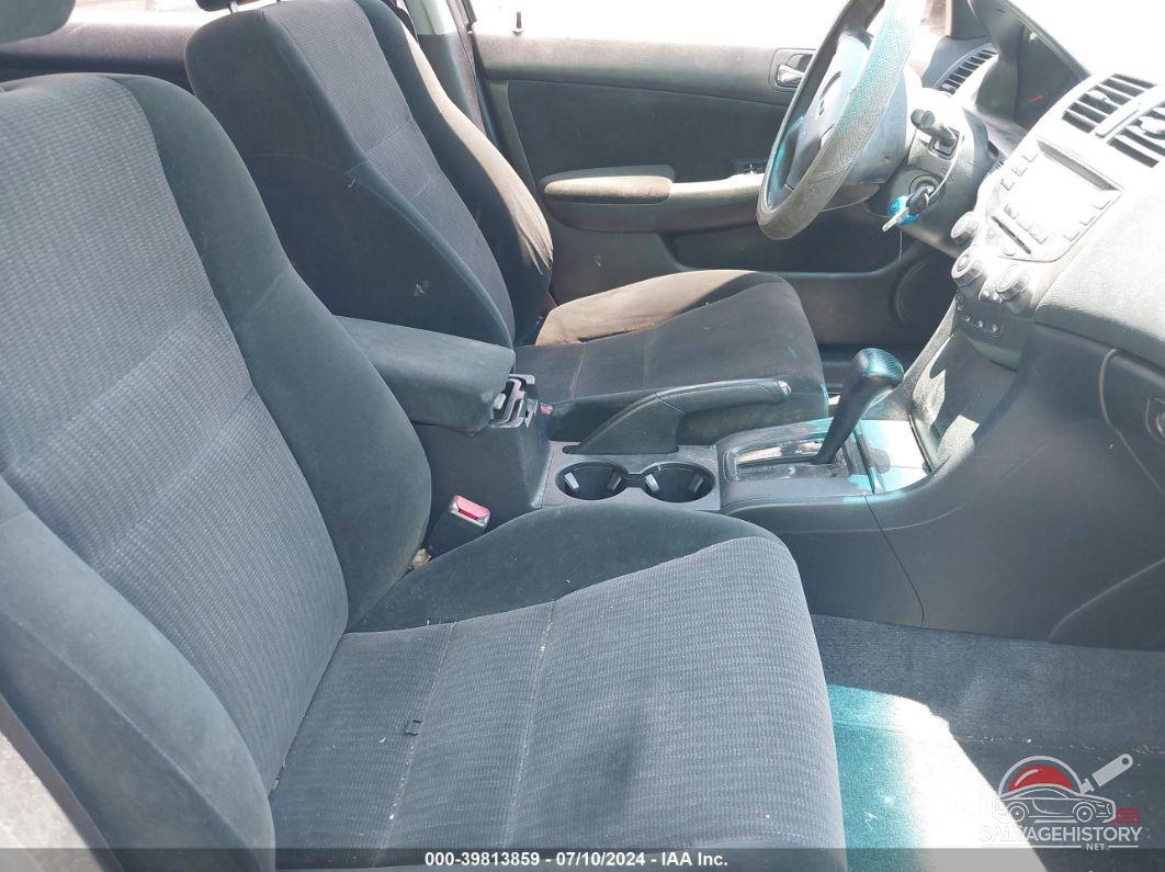 1HGCM56104A139674 2004 HONDA ACCORD photo no. 5