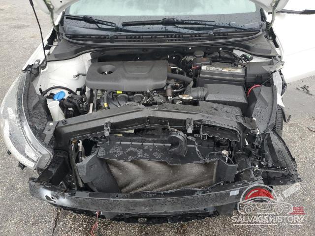 3KPA24AB2JE115410 2018 KIA RIO photo no. 11