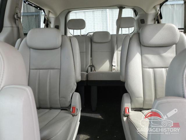 2D4RN4DX7AR364885 2010 DODGE CARAVAN photo no. 10