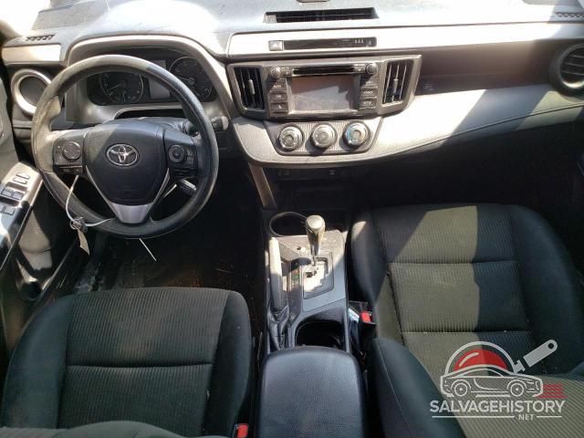 JTMZFREV4JJ724624 2018 TOYOTA RAV4 photo no. 8