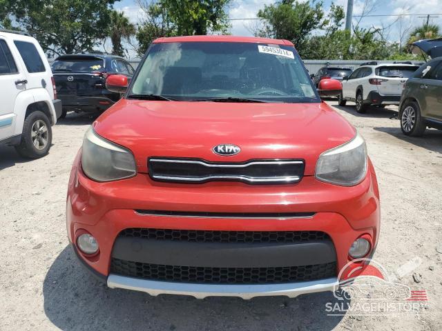 KNDJP3A55J7510221 2018 KIA SOUL photo no. 5