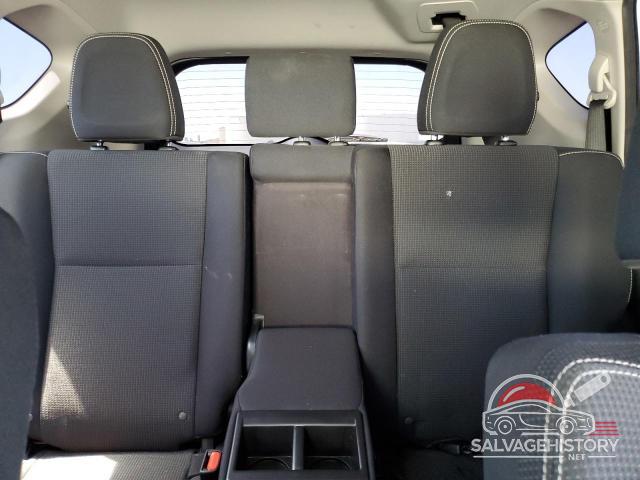 JTMWFREV4HJ143072 2017 TOYOTA RAV4 photo no. 10