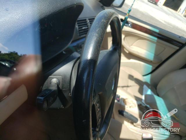 WBAEU33415PR16269 2005 BMW 3 SERIES photo no. 9
