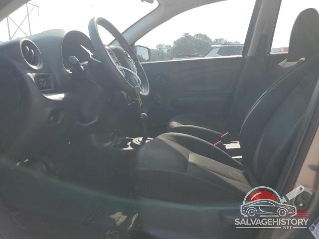 3N1CN7AP3HL858938 2017 NISSAN VERSA photo no. 7