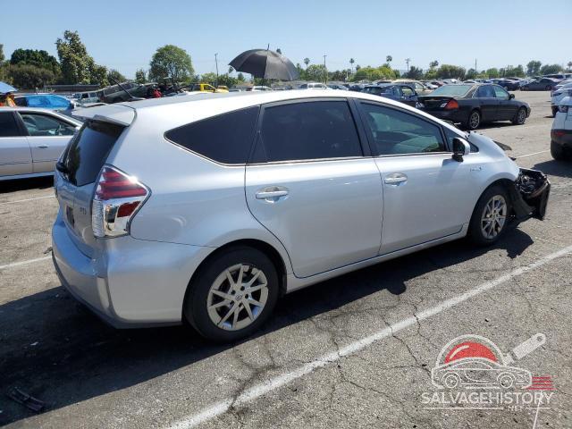 JTDZN3EU7FJ028600 2015 TOYOTA PRIUS photo no. 3