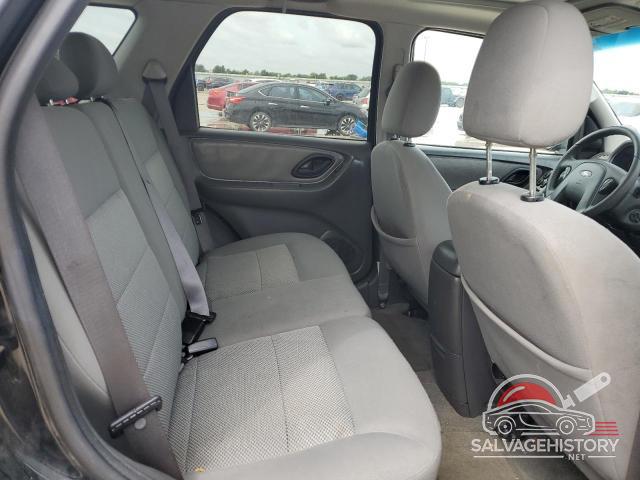 1FMYU03116KA25011 2006 FORD ESCAPE photo no. 11