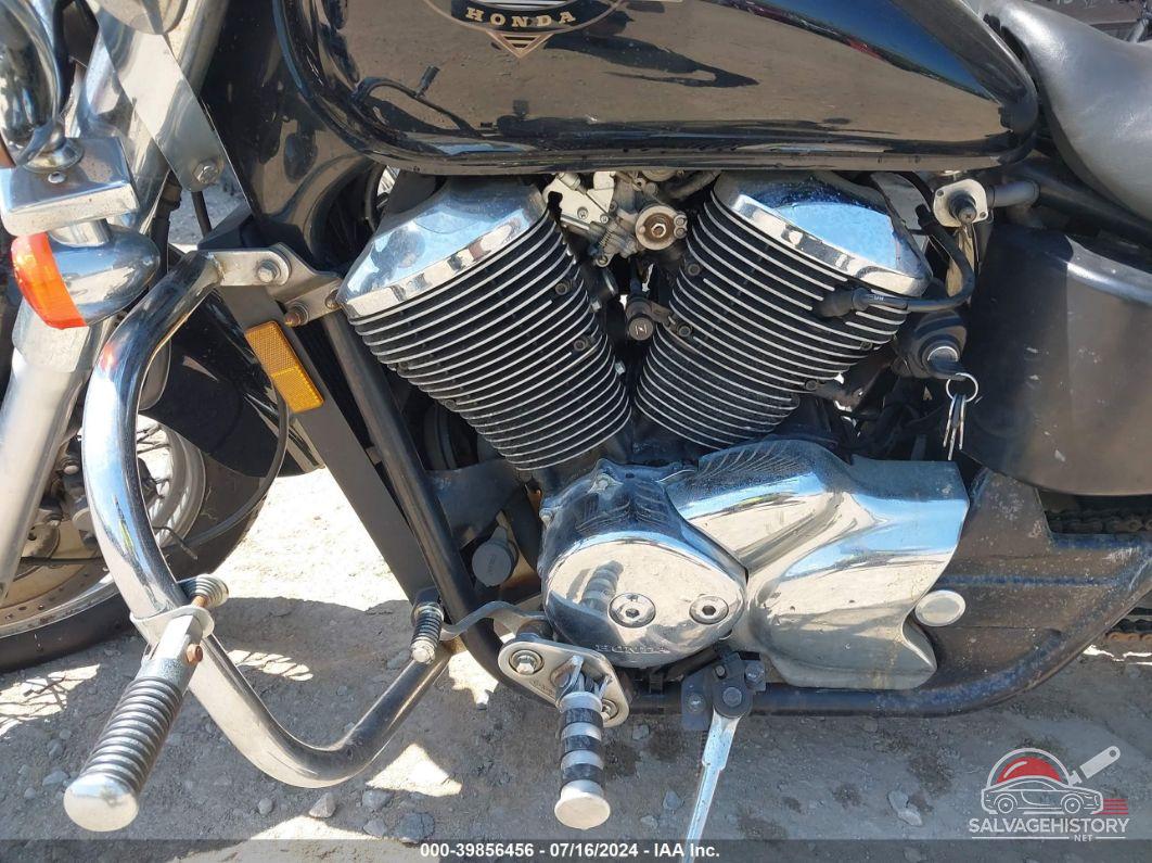JH2RC4432YK300530 2000 HONDA VT750C photo no. 9