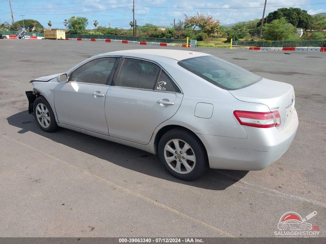 4T1BF3EK2BU598795 2011 TOYOTA CAMRY photo no. 3