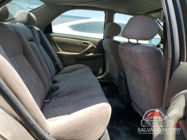 JT2BG22K4W0259770 1998 TOYOTA CAMRY photo no. 10