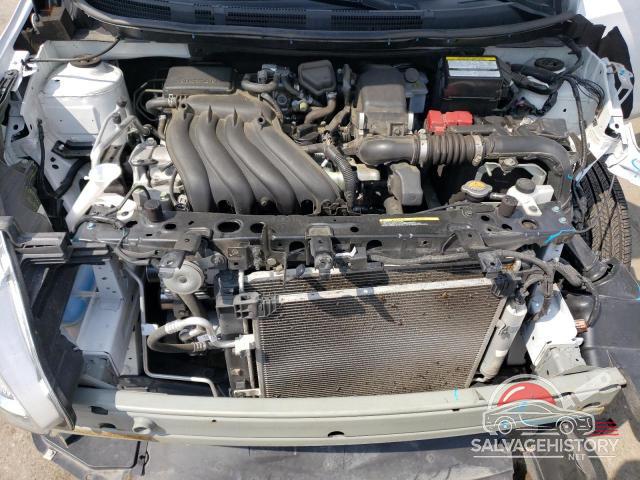 3N1CN7AP3JL865247 2018 NISSAN VERSA photo no. 11