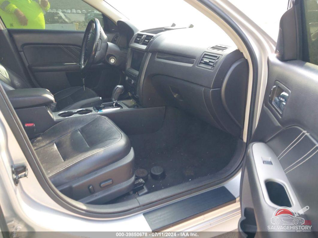 3FAHP0KCXBR211771 2011 FORD FUSION photo no. 5