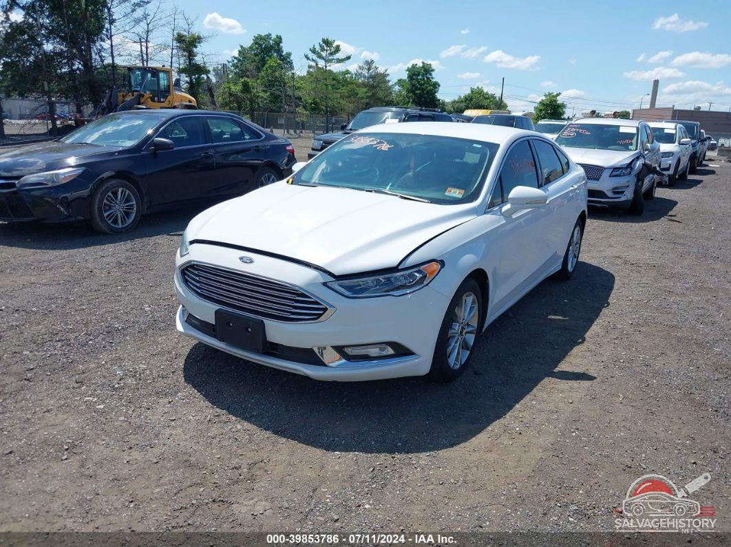 3FA6P0HD7HR114317 2017 FORD FUSION photo no. 2