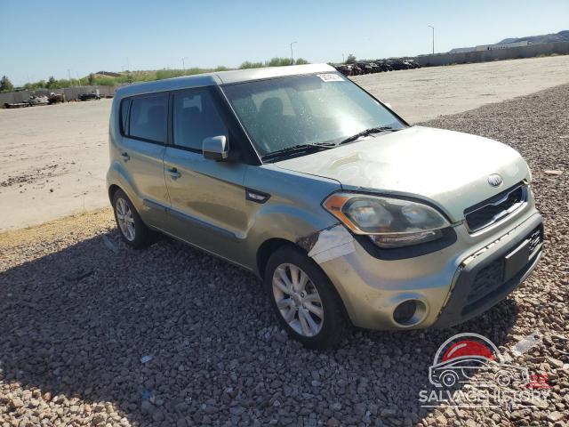 KNDJT2A51D7578722 2013 KIA SOUL photo no. 4