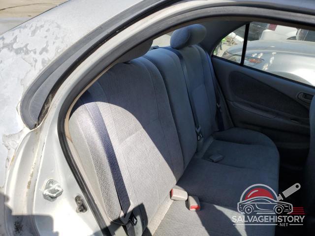 1NXBR12E71Z517024 2001 TOYOTA COROLLA photo no. 10