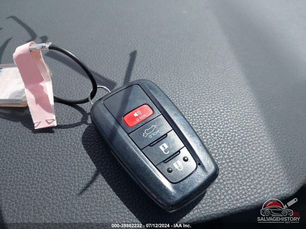 2T3J1RFVXKW038097 2019 TOYOTA RAV4 photo no. 11