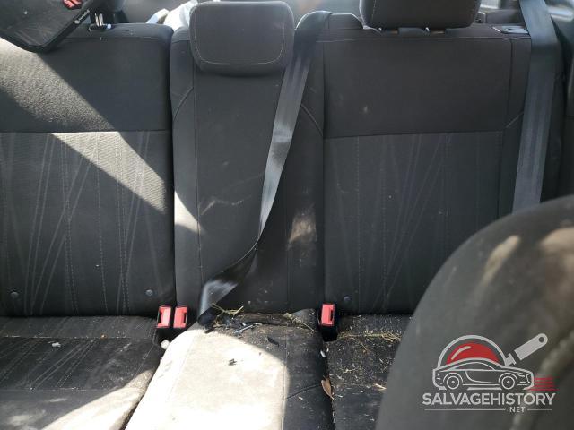 1FADP3K24FL321842 2015 FORD FOCUS photo no. 10