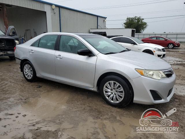 4T1BF1FK9CU186748 2012 TOYOTA CAMRY photo no. 4