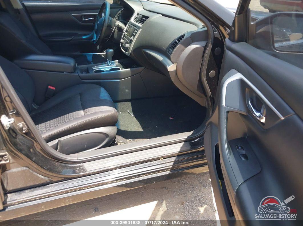 1N4AL3AP5HC210392 2017 NISSAN ALTIMA photo no. 5