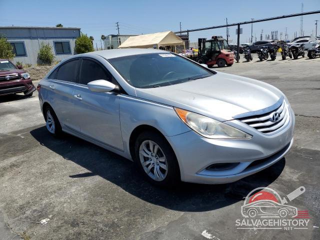 5NPEB4AC0DH503813 2013 HYUNDAI SONATA photo no. 4