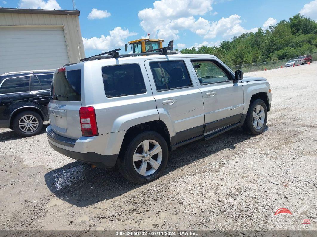 1C4NJRBBXCD613228 2012 JEEP PATRIOT photo no. 4