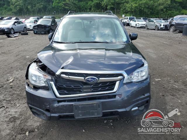 JF2SJAGC2JH592906 2018 SUBARU FORESTER photo no. 5
