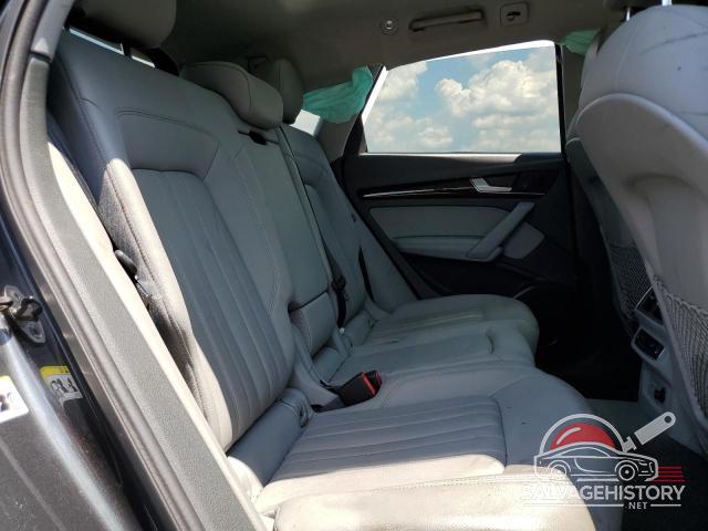 WA1BNAFY1K2096834 2019 AUDI Q5 photo no. 10