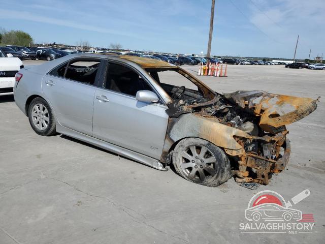 4T4BE46KX8R021891 2008 TOYOTA CAMRY photo no. 4