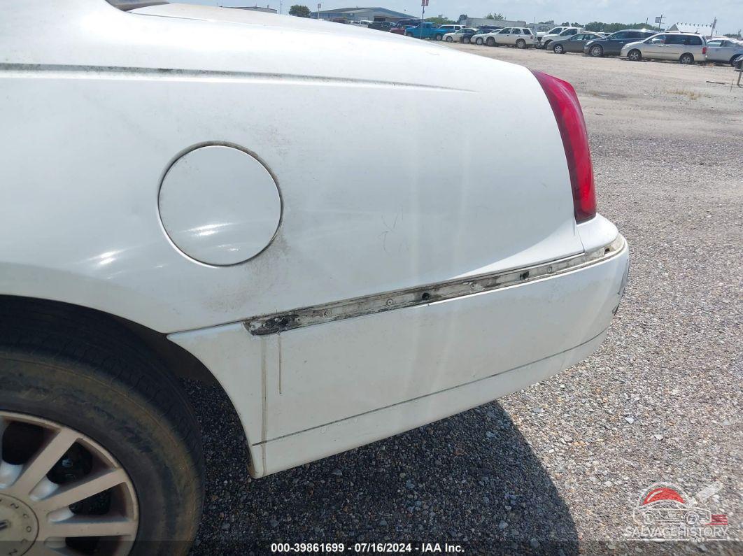 1LNHM81W12Y627220 2002 LINCOLN TOWN CAR photo no. 6