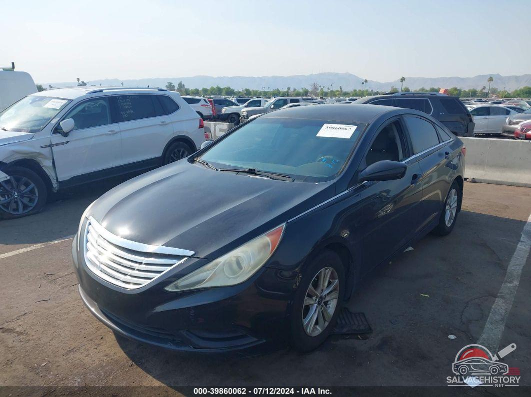5NPEB4AC6BH165816 2011 HYUNDAI SONATA photo no. 2