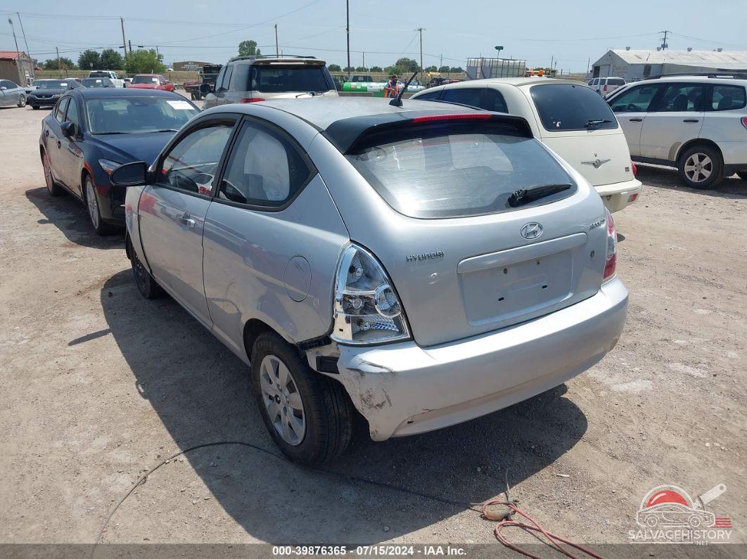 KMHCM36C38U103532 2008 HYUNDAI ACCENT photo no. 3