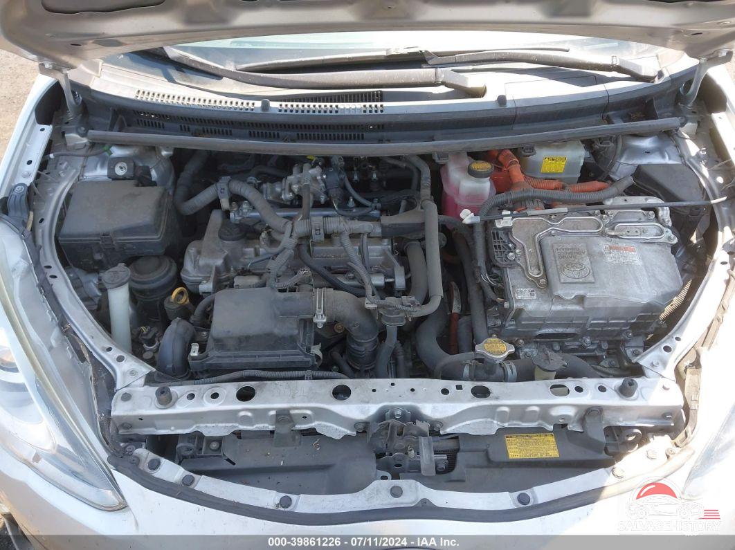JTDKDTB35F1093056 2015 TOYOTA PRIUS C photo no. 10