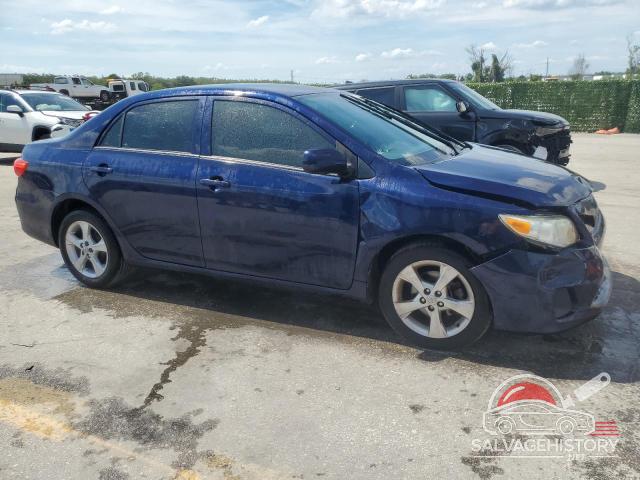 2T1BU4EEXCC889182 2012 TOYOTA COROLLA photo no. 4