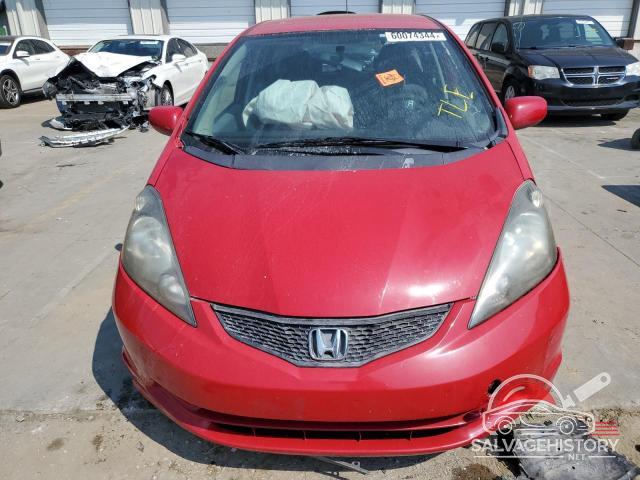 JHMGE8H3XCC033439 2012 HONDA FIT photo no. 5