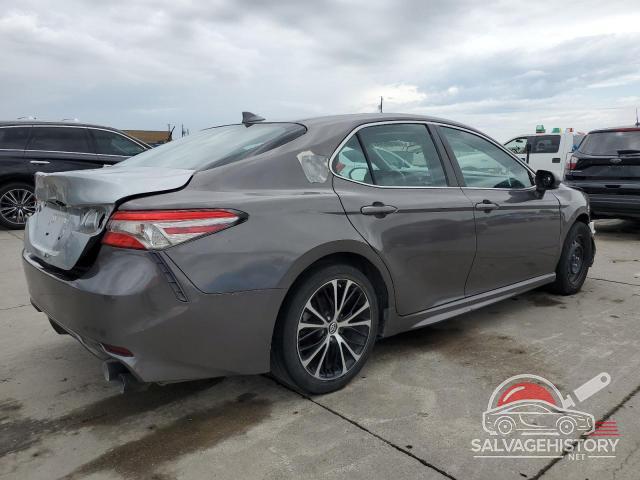 4T1G11AK1LU329333 2020 TOYOTA CAMRY photo no. 3